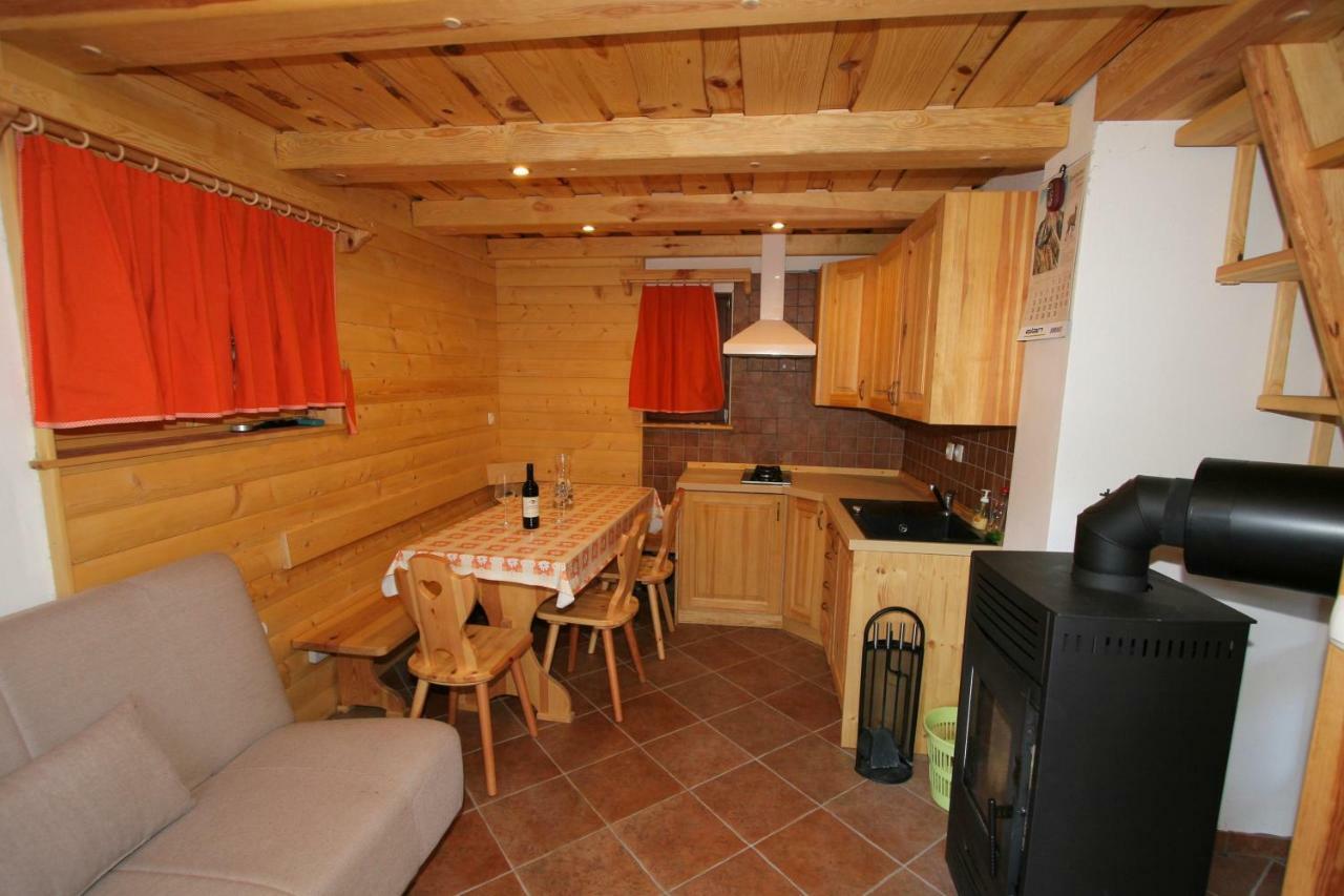 Lodge Fikfak